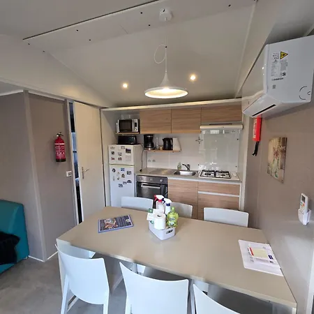 155- Joli Mobilhome 4 Pers 2 Clim Tv Wifi 5 Etoiles